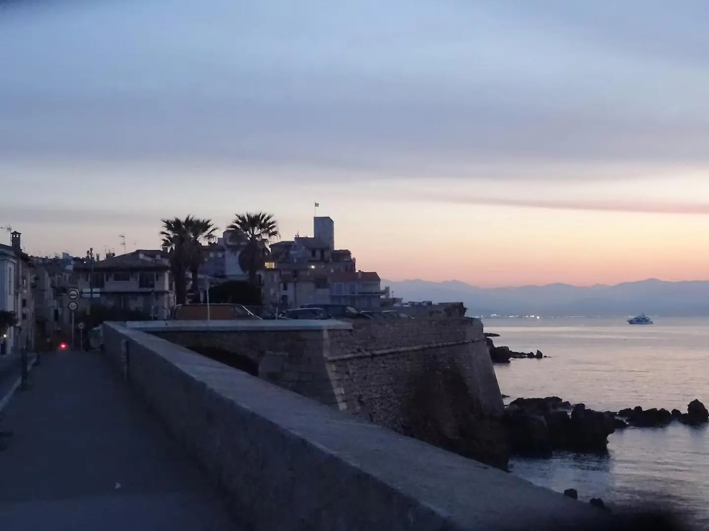 First Floor Apartment Fully Renovated Antibes