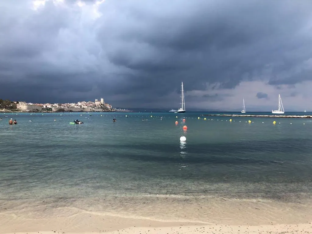 First Floor Apartment Fully Renovated Antibes