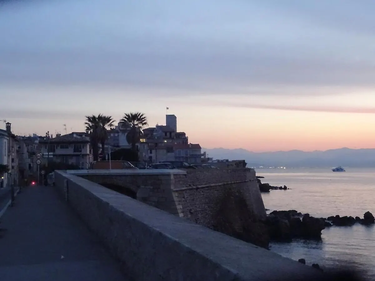 First Floor Apartment Fully Renovated Antibes
