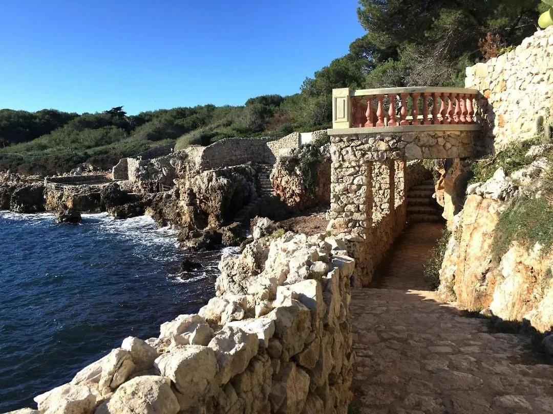 First Floor Apartment Fully Renovated Antibes